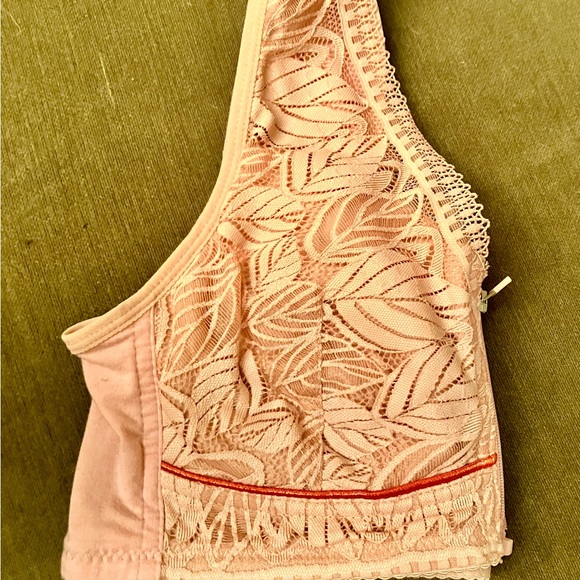 Pink Lacey Activewear Zip up Bra 38C - Picture 4 of 5